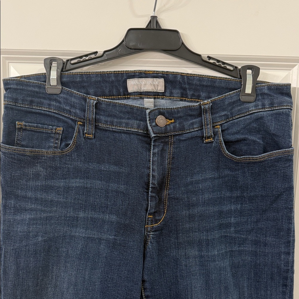 Banana Republic Vintage Skinny Jeans - Size 31/12 - Dark Wash